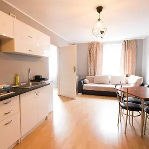 https://apartsystem-self-check-in-24h-saturn.hotelswroclaw.com